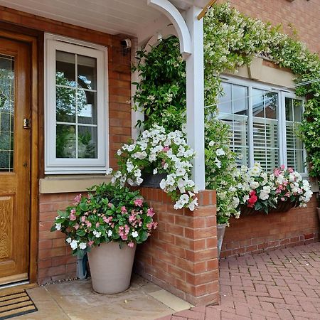 Harlequin B&B Ledbury Exterior photo